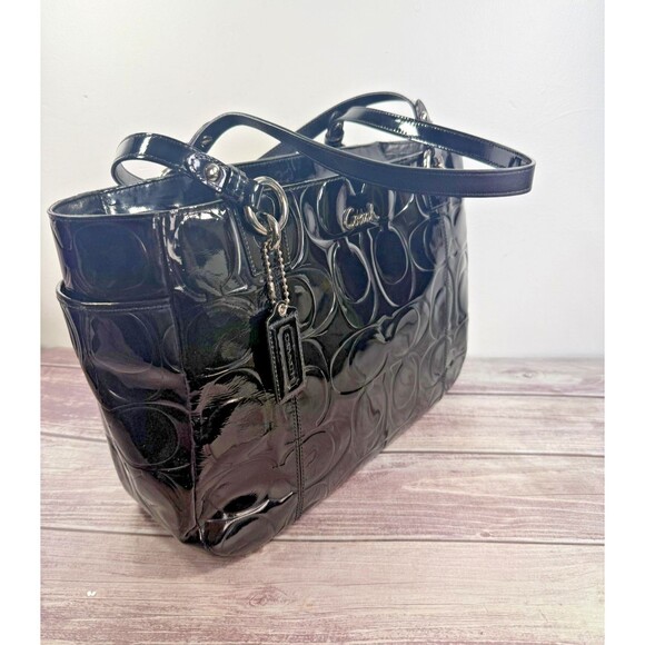 COACH F17729 Tote bag Enamel Leather Embossed C East West Gallery EXCELLENT - Picture 13 of 16